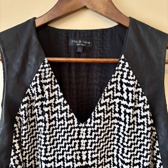 Rag & Bone|Luxurious Black/White Zigzag Silk & Lamb Leather Sleeveless Top Sz XS - Picture 1 of 6